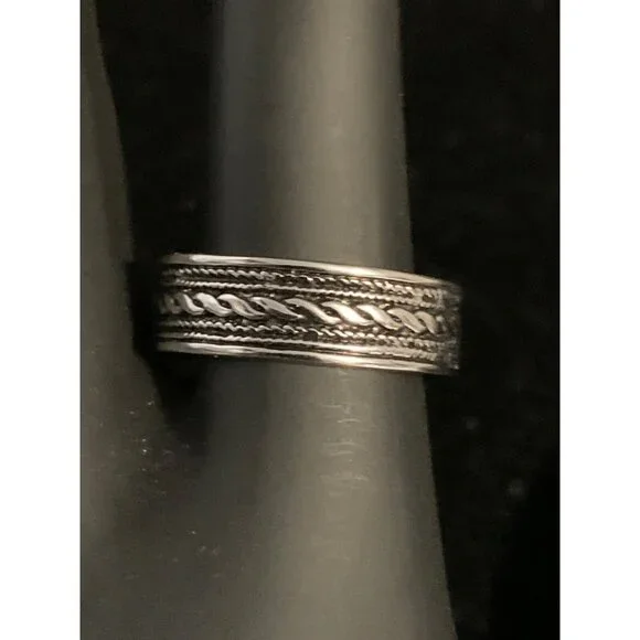Ornate Silver Tone Band Ring With Braided & Rope Design Signed GR Size 5 (R97) - Picture 3 of 5